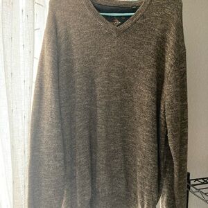 Orvis Brown V-Neck Sweater Classic Knit Design